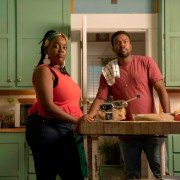 Shrill - galeria zdjęć - filmweb