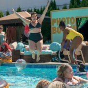 Shrill - galeria zdjęć - filmweb