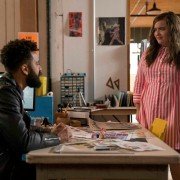 Shrill - galeria zdjęć - filmweb