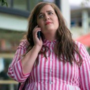 Shrill - galeria zdjęć - filmweb