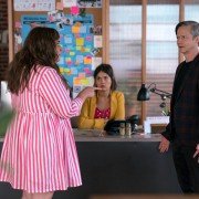 Shrill - galeria zdjęć - filmweb