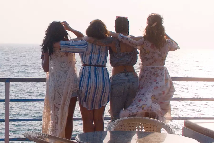Four More Shots Please - galeria zdjęć - filmweb