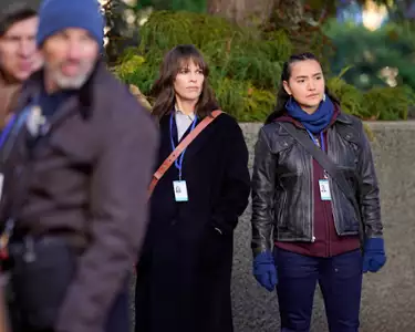 Alaska Daily - galeria zdjęć - filmweb