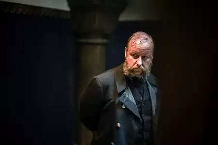 Freud - galeria zdjęć - filmweb