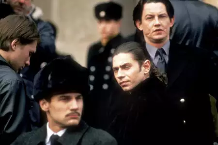 Święty - galeria zdjęć - filmweb