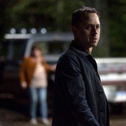 Sneaky Pete - galeria zdjęć - filmweb