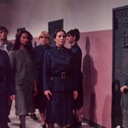 Przemoc w więzieniu dla kobiet - galeria zdjęć - filmweb
