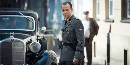 Kurier - galeria zdjęć - filmweb