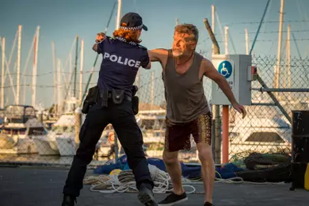 Patolog - galeria zdjęć - filmweb