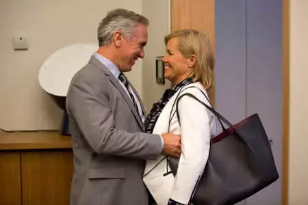Patolog - galeria zdjęć - filmweb