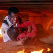 Fireproof - galeria zdjęć - filmweb