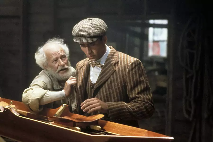 Błękitny chłopak - galeria zdjęć - filmweb