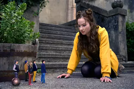 Ratunku, zmniejszyłem przyjaci&oacute;ł - galeria zdjęć - filmweb