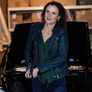 Yellowjackets - galeria zdjęć - filmweb