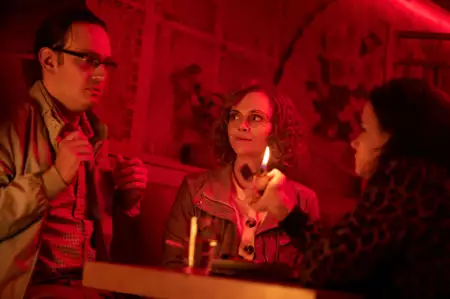 Yellowjackets - galeria zdjęć - filmweb