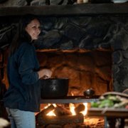 Yellowjackets - galeria zdjęć - filmweb