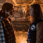 Yellowjackets - galeria zdjęć - filmweb