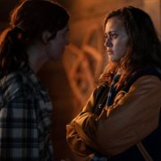 Yellowjackets - galeria zdjęć - filmweb