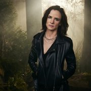 Yellowjackets - galeria zdjęć - filmweb