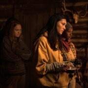 Yellowjackets - galeria zdjęć - filmweb