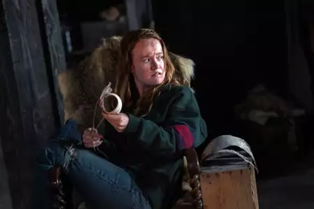 Yellowjackets - galeria zdjęć - filmweb