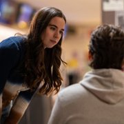 Yellowjackets - galeria zdjęć - filmweb