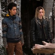Yellowjackets - galeria zdjęć - filmweb