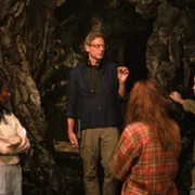 Yellowjackets - galeria zdjęć - filmweb