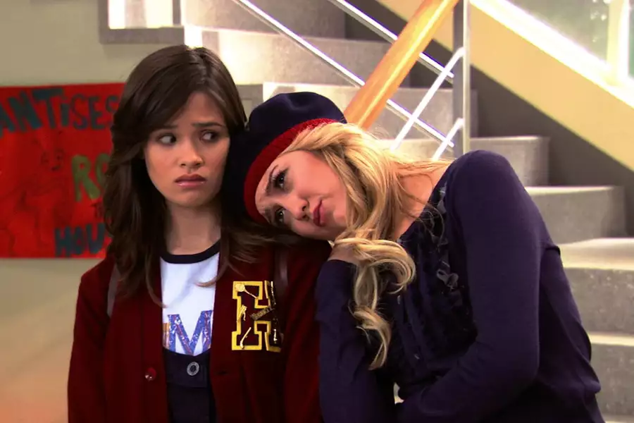 Jonas - galeria zdjęć - filmweb