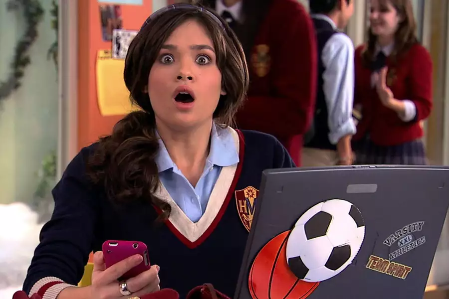 Jonas - galeria zdjęć - filmweb