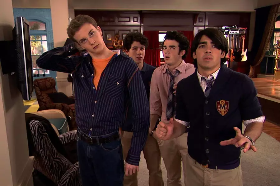 Jonas - galeria zdjęć - filmweb