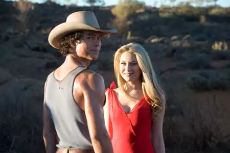 Broken Hill - galeria zdjęć - filmweb