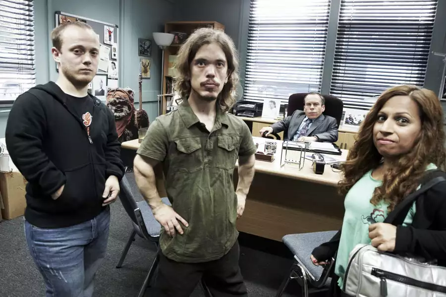 Life's Too Short - galeria zdjęć - filmweb
