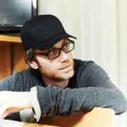 Stephen Merchant w Life's Too Short