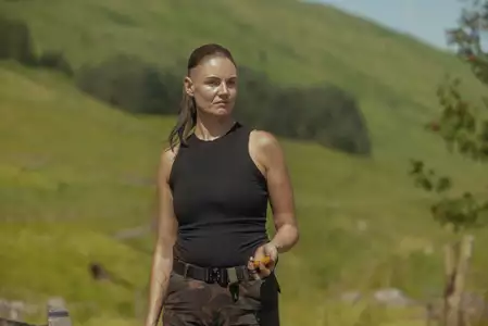 Bękart z piekła rodem - galeria zdjęć - filmweb