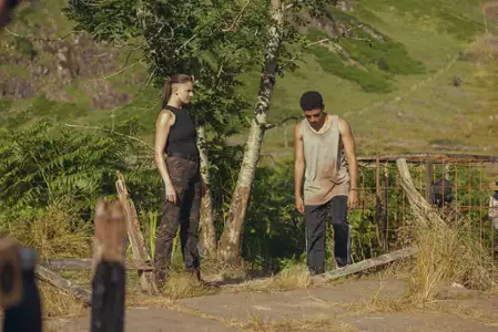 Bękart z piekła rodem - galeria zdjęć - filmweb