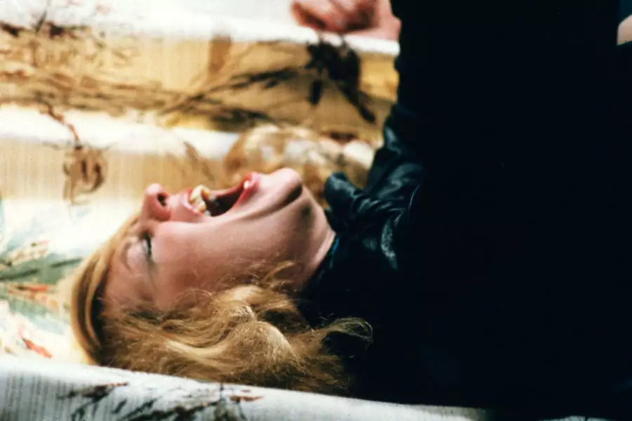 Płomienie - galeria zdjęć - filmweb