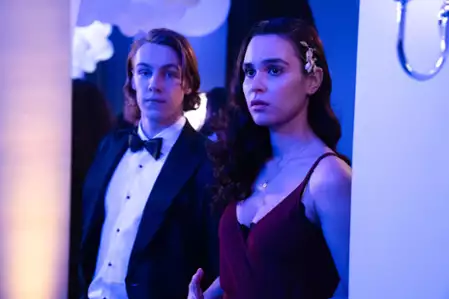 Ktoś z nas kłamie - galeria zdjęć - filmweb