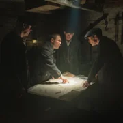 Peaky Blinders: Nieśmiertelny - galeria zdjęć - filmweb