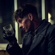 Peaky Blinders: Nieśmiertelny - galeria zdjęć - filmweb