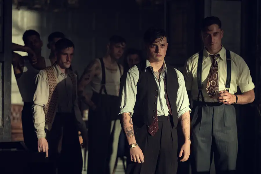 Peaky Blinders: Nieśmiertelny - galeria zdjęć - filmweb