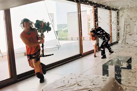 Anthony Zimmer - galeria zdjęć - filmweb