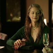 Życie z wojną w tle - galeria zdjęć - filmweb