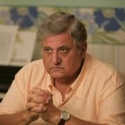 Życie z wojną w tle - galeria zdjęć - filmweb