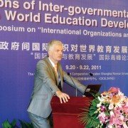 Alphabet - galeria zdjęć - filmweb