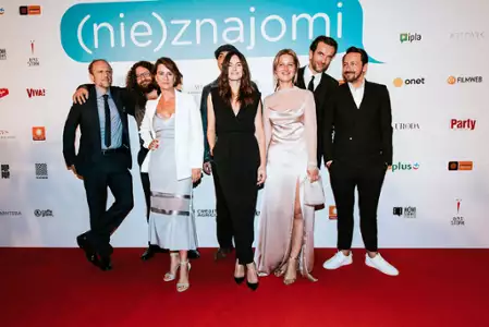 (Nie)znajomi - galeria zdjęć - filmweb