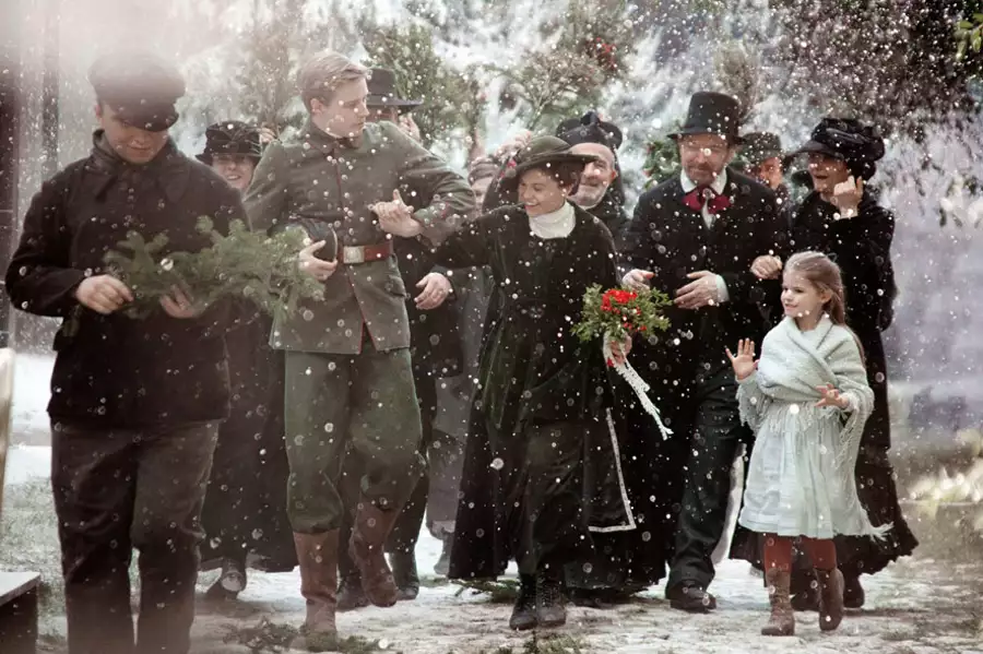 Dzwony wojny - galeria zdjęć - filmweb