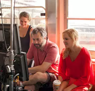 Wykolejona - galeria zdjęć - filmweb