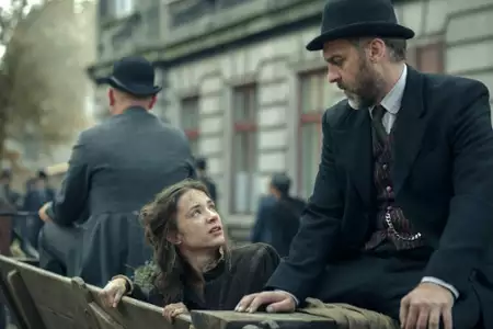 Polowanie na ćmy - galeria zdjęć - filmweb