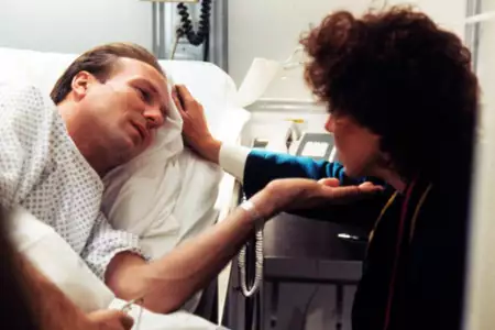 Doktor - galeria zdjęć - filmweb